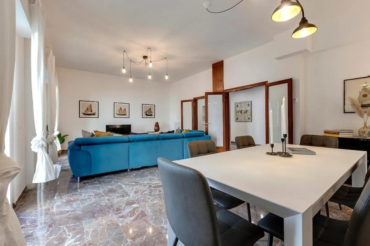 Fortezza Apartment Florence