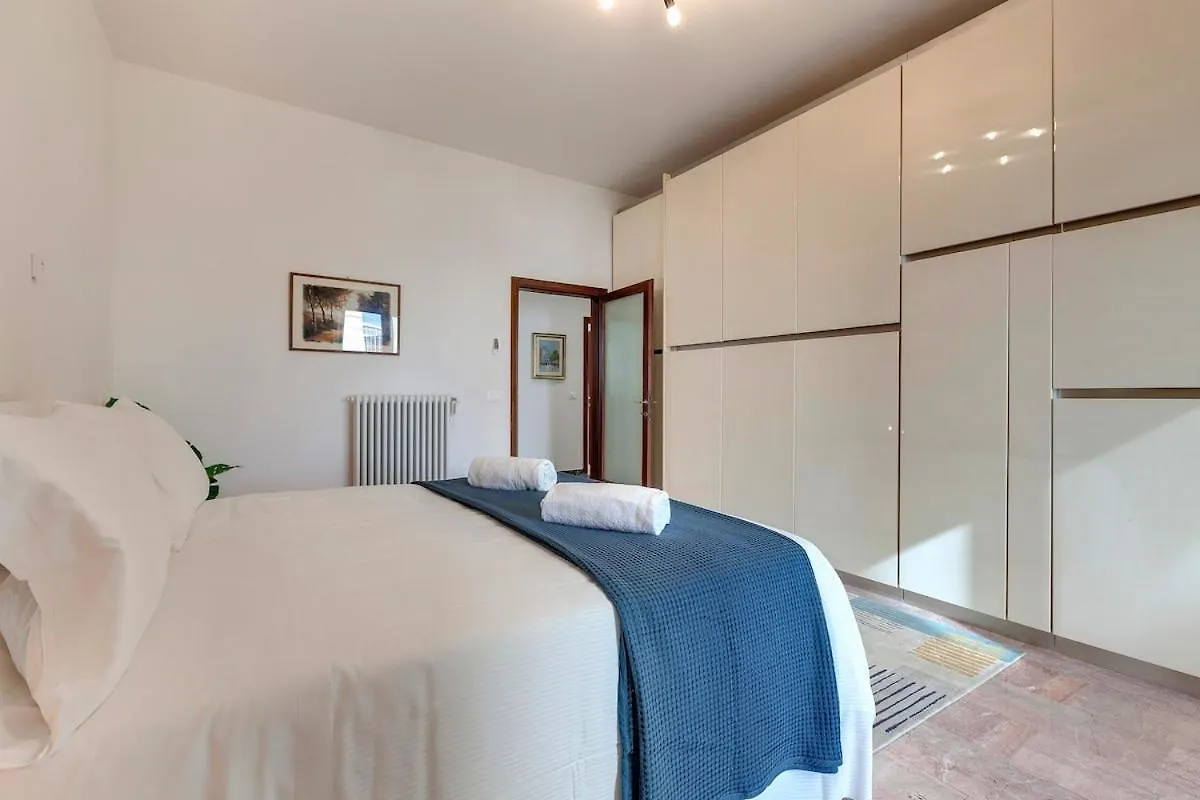 Fortezza Apartment Florence 0*,  Italy